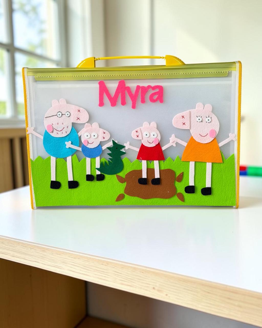 Peppa Pig Expandable Folder